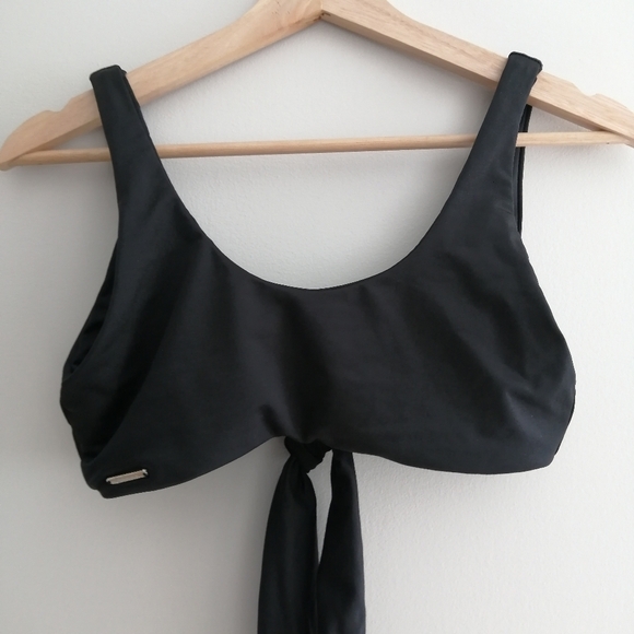 NWT Buffbunny Swimwear Wrap Around Self Tie Bikini Swim Top Small - Picture 7 of 14